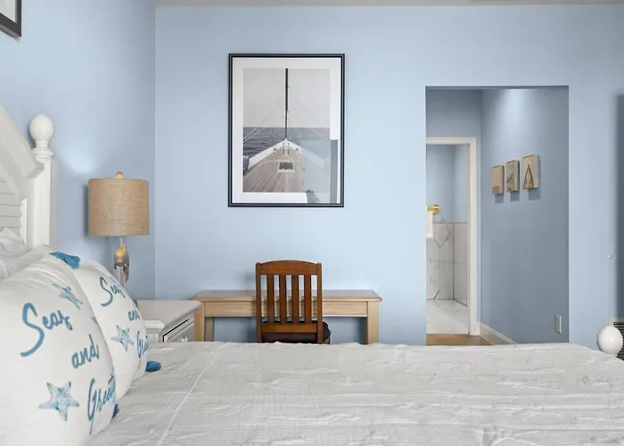 206 Harborview Grande Clearwater Beach